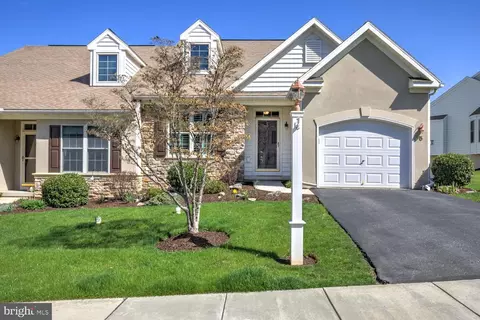 5 Hardy Ct, Lancaster, PA 17602