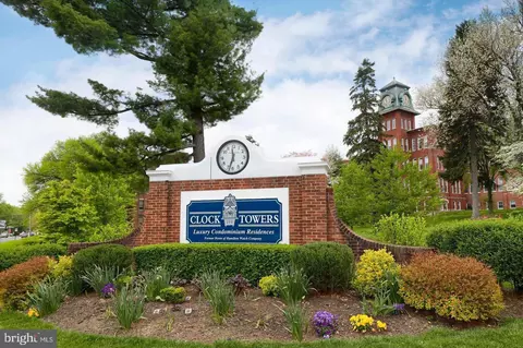 917 Columbia Ave #412, Lancaster, PA 17603