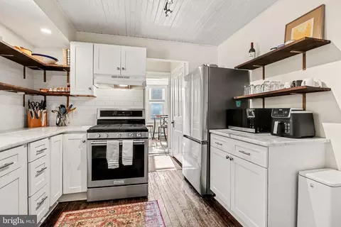 Kitchen - 23 Ruby St, Lancaster, PA 17603 photo 2 of 2