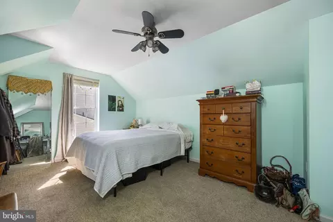 Bedroom - 218 Cambridge Ln, Lititz, PA 17543 photo 4 of 5