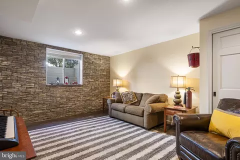 Other - 218 Cambridge Ln, Lititz, PA 17543 photo 6 of 10