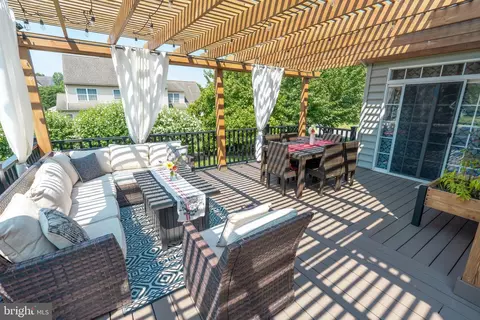 Exterior - 328 Cobblers Ct, Lititz, PA 17543 photo 8 of 13