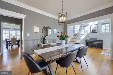 Dining - 328 Cobblers Ct, Lititz, PA 17543 photo 1 of 8