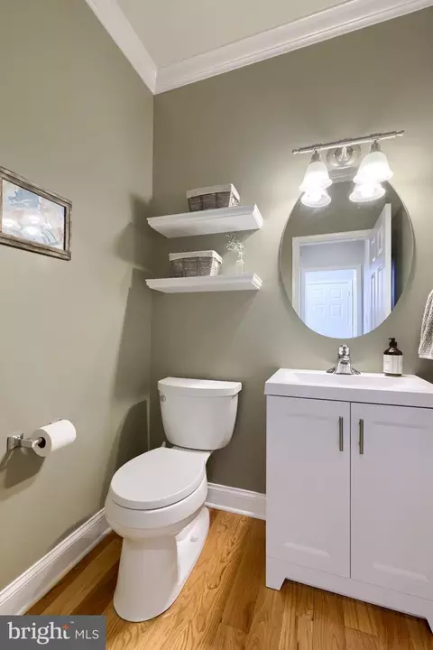 Bath - 328 Cobblers Ct, Lititz, PA 17543 photo 1 of 5