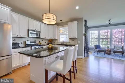 Kitchen - 328 Cobblers Ct, Lititz, PA 17543 photo 1 of 5