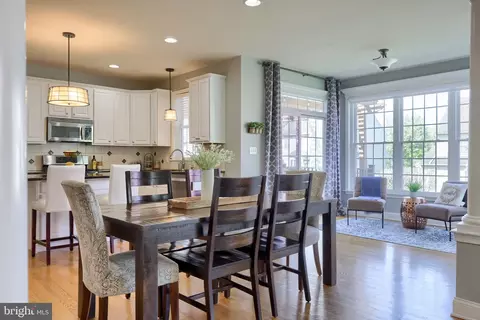 Dining - 328 Cobblers Ct, Lititz, PA 17543 photo 7 of 8