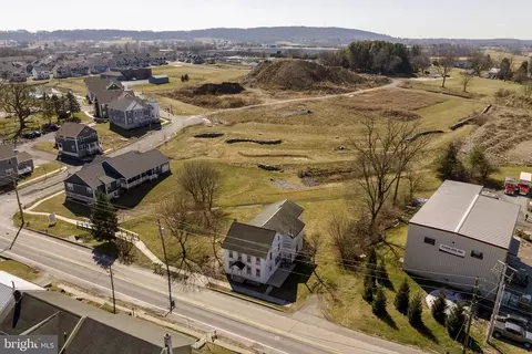 51 Stevens Rd, Stevens, PA 17578