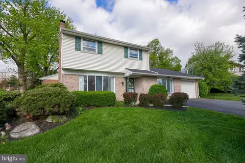 2154 Coventry Rd, Lancaster, PA 17601