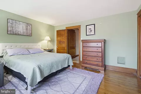Bedroom - 308 E New St, Lititz, PA 17543 photo 3 of 5