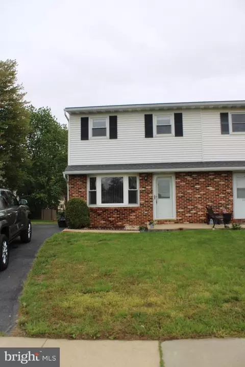 467 S Plum St, Mount Joy, PA 17552