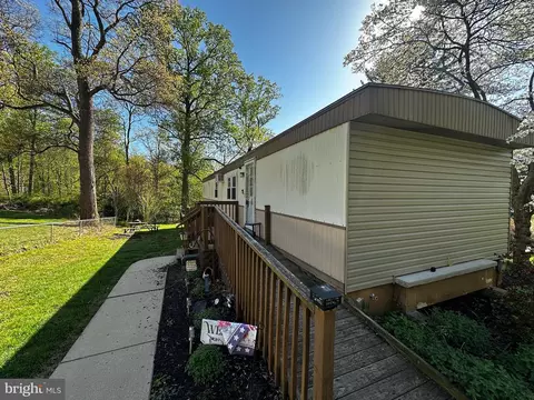 1403 Mill Rd, Elizabethtown, PA 17022