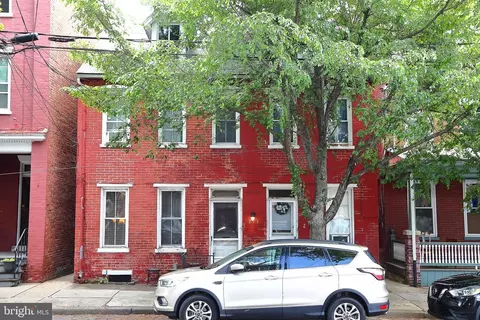 213 N Mulberry St, Lancaster, PA 17603