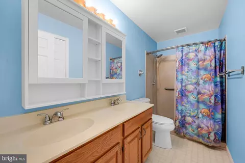 Bath - 61 Brookfield Rd, Lititz, PA 17543 photo 1 of 1
