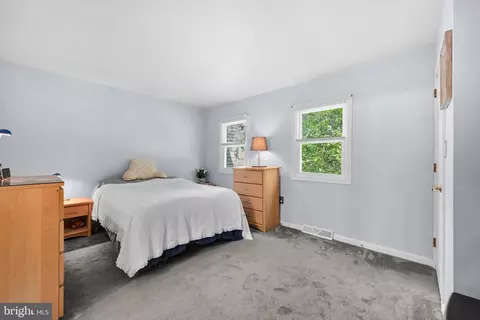 Bedroom - 61 Brookfield Rd, Lititz, PA 17543 photo 1 of 4
