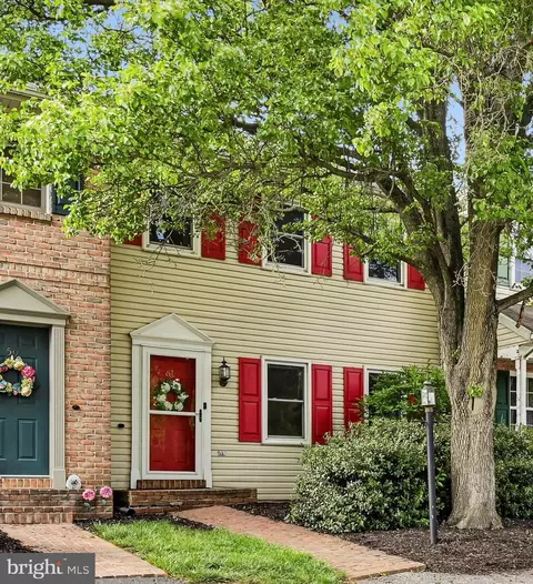 Exterior - 61 Brookfield Rd, Lititz, PA 17543 photo 3 of 8
