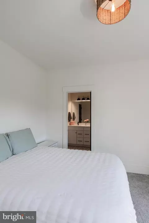 Bedroom - 1016 Valley Crossing Dr, Lititz, PA 17543 photo 5 of 5