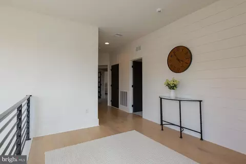 Entry Way - 1016 Valley Crossing Dr, Lititz, PA 17543 photo 21 of 23