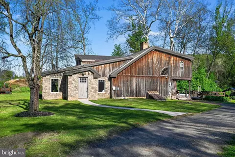 4311 Marietta Ave, Columbia, PA 17512