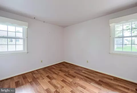 Bedroom - 33 Woodland Ave, Lititz, PA 17543 photo 3 of 4