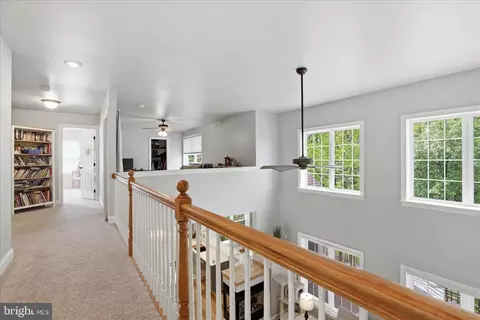 Entry Way - 516 Bald Eagle Ct, Lancaster, PA 17601 photo 10 of 19
