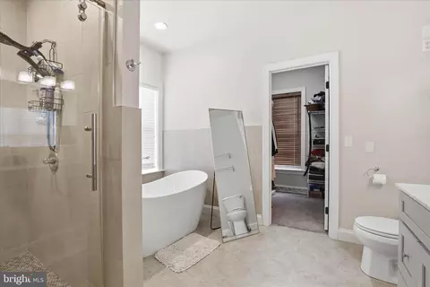 Entry Way - 516 Bald Eagle Ct, Lancaster, PA 17601 photo 12 of 19