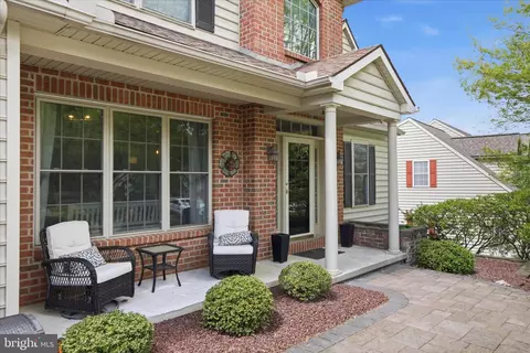 Exterior - 516 Bald Eagle Ct, Lancaster, PA 17601 photo 4 of 11
