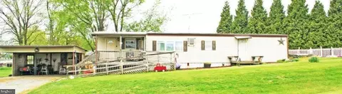 22 Sleepy Hollow Rd, Nottingham, PA 19362