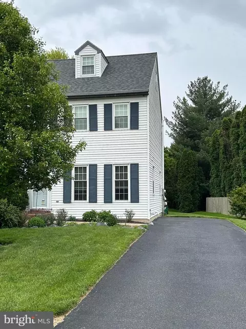 211 Springville Rd, Mount Joy, PA 17552