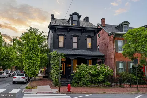 449 W Walnut St, Lancaster, PA 17603