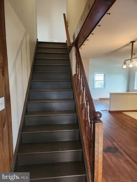 Entry Way - 827 Disston View Dr, Lititz, PA 17543 photo 8 of 8