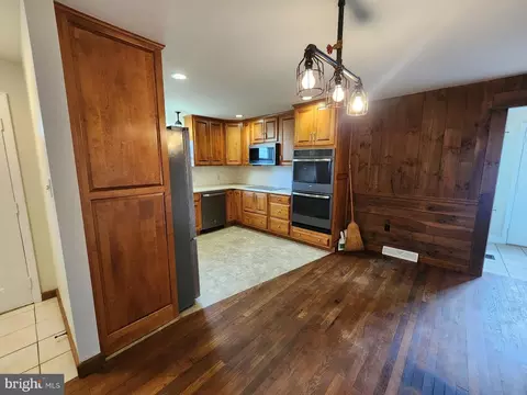 Other - 827 Disston View Dr, Lititz, PA 17543 photo 3 of 9