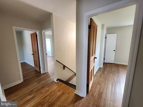 Entry Way - 827 Disston View Dr, Lititz, PA 17543 photo 6 of 8
