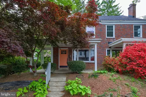 1003 Maple Ave, Lancaster, PA 17603