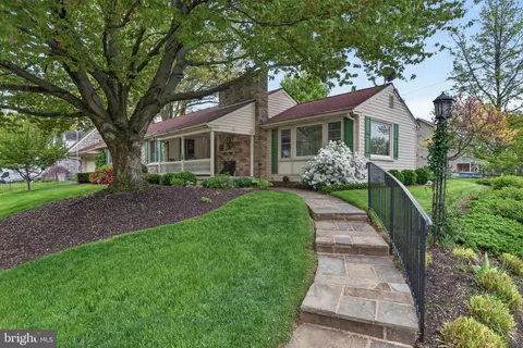 Exterior - 102 E Third Ave, Lititz, PA 17543 photo 1 of 11