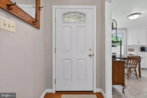 Entry Way - 102 E Third Ave, Lititz, PA 17543 photo 1 of 3