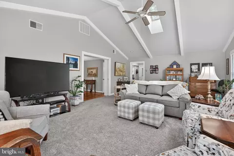 Living - 102 E Third Ave, Lititz, PA 17543 photo 2 of 2