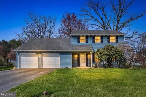 1544 Duff Land Dr, Landisville, PA 17538