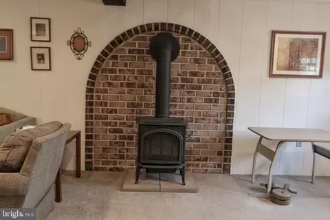 Entry Way - 34 S Oak St, Lititz, PA 17543 photo 1 of 2