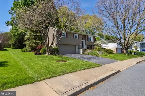 34 S Oak St, Lititz, PA 17543