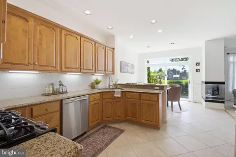 Kitchen - 634 Northfield Rd, Lititz, PA 17543 photo 1 of 4