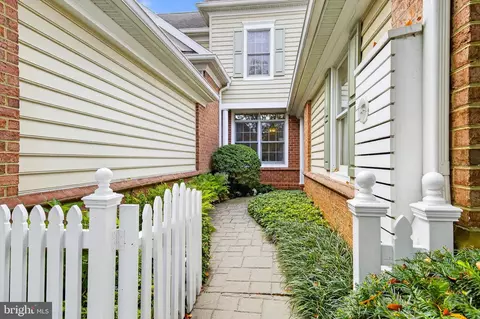 634 Northfield Rd, Lititz, PA 17543