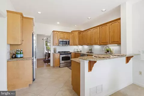 Kitchen - 634 Northfield Rd, Lititz, PA 17543 photo 4 of 4
