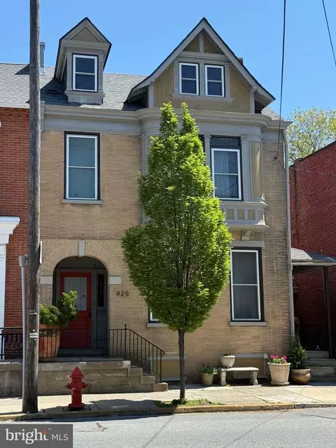 425 N Queen St, Lancaster, PA 17603
