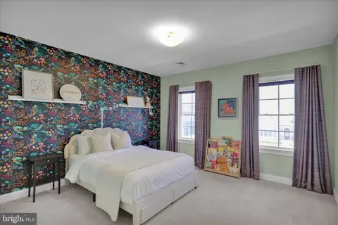 Bedroom - 658 Fleetwood Dr, Lititz, PA 17543 photo 4 of 10