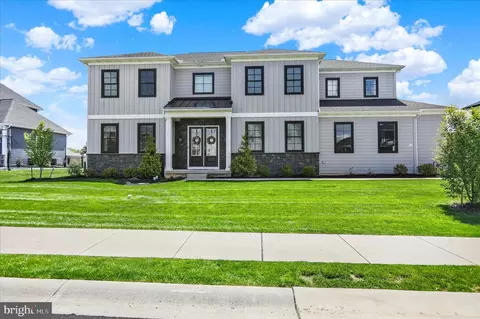 Exterior - 658 Fleetwood Dr, Lititz, PA 17543 photo 16 of 27