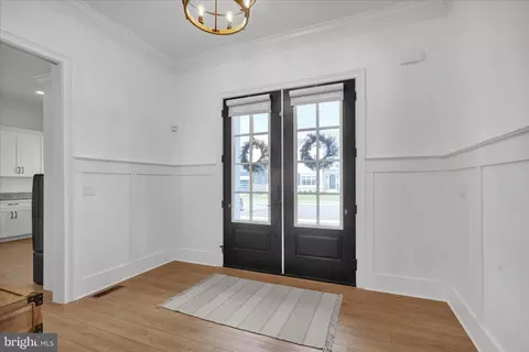 Entry Way - 658 Fleetwood Dr, Lititz, PA 17543 photo 1 of 13