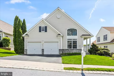 1805 Risser Ln, Lancaster, PA 17601