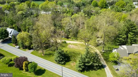 View/Area - 242 Skyview Ln, Lititz, PA 17543 photo 1 of 5