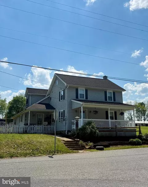 102 Shumaker Rd, Bainbridge, PA 17502