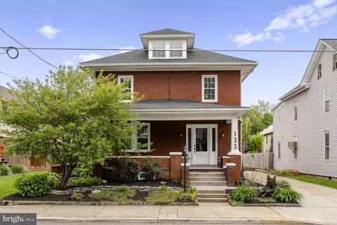 133 S Grant St, Manheim, PA 17545